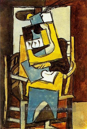 Femme au chapeau un panaches 1919 cubiste Pablo Picasso Peintures à l'huile